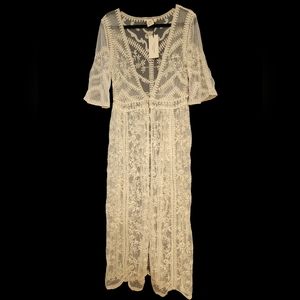 Solitaire swim cover up, size small, cream, lace